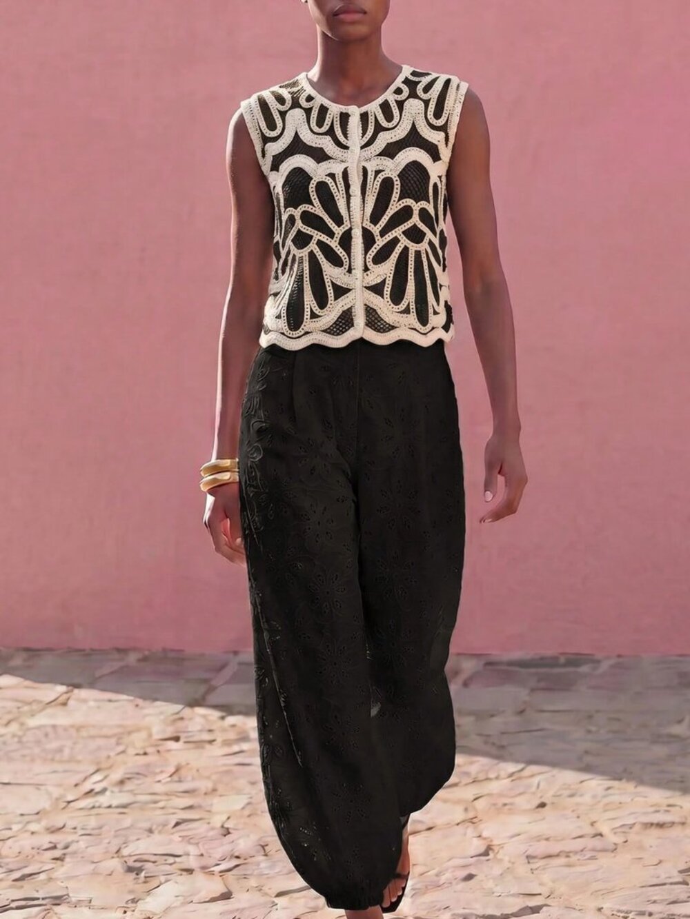 Black Casual Beach Vacation Women's Crochet Sleeveless Knit Top - Picture 5 of 6